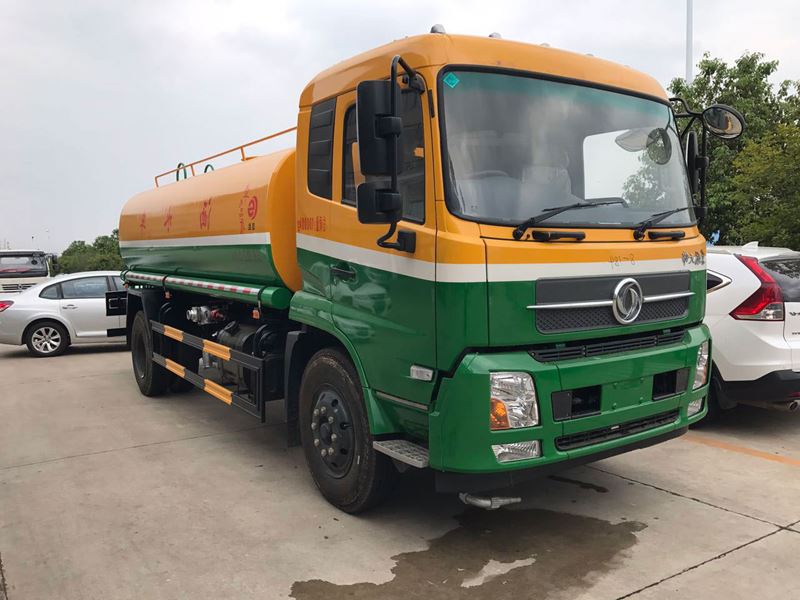 12噸(12方)東風(fēng)天錦綠化灑水車(chē)價(jià)格