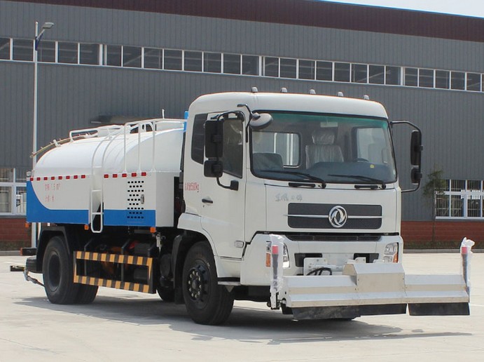 多功能灑水車——東風(fēng)天錦高壓清洗灑水車