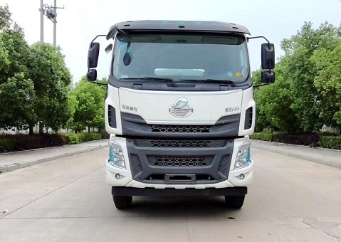 15噸灑水車價格多少錢_國六18方東風柳汽后雙橋綠化灑水車廠家價格3